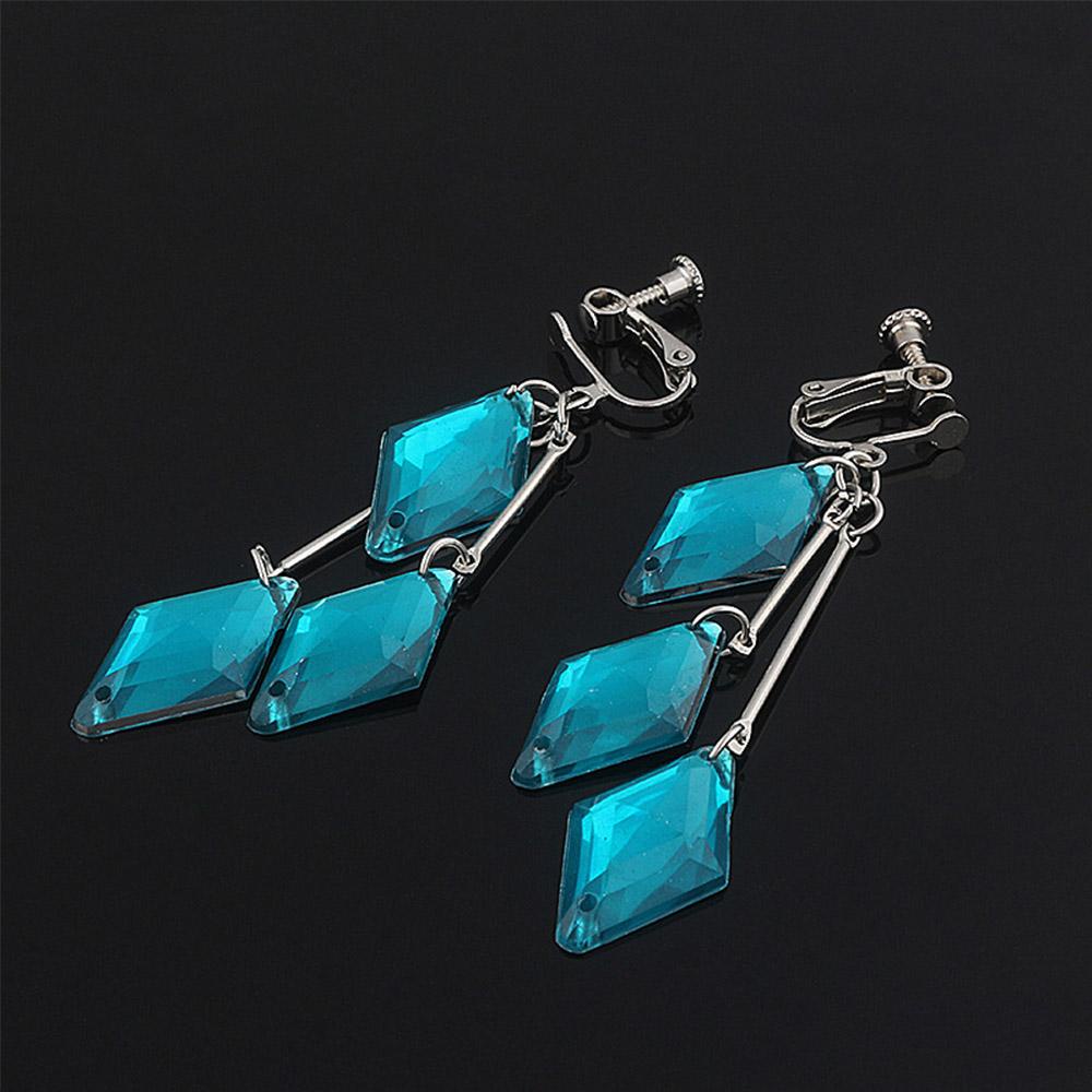 Bông Tai Dạng Kẹp Phối Tua Rua Họa Tiết Hoạt Hình Bằng Acrylic