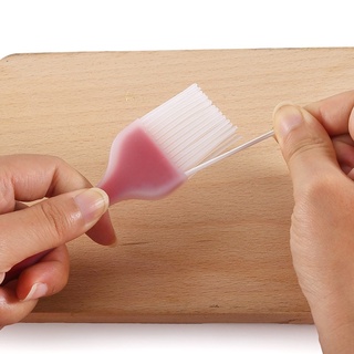 Chổi silicon đúc liền trong