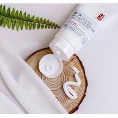 Kem Dưỡng Ẩm Cơ Thể Illiyoon Ceramide Ato Concentrate Cream 200ml