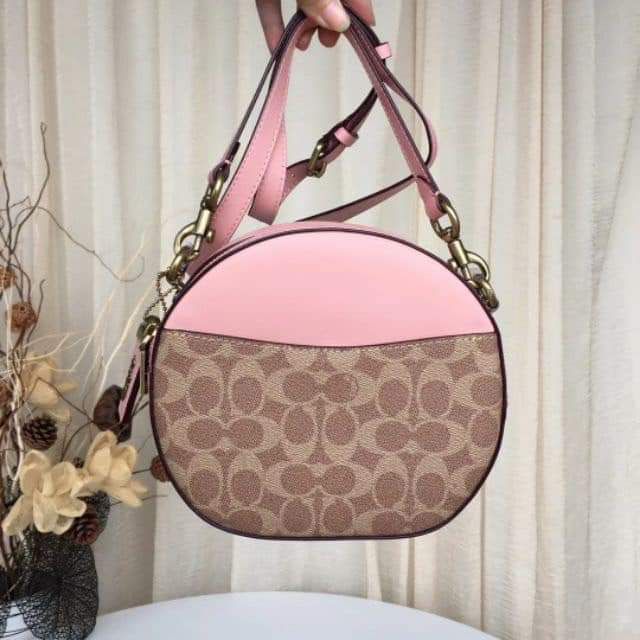 Túi Coach dáng tròn siêu xinh