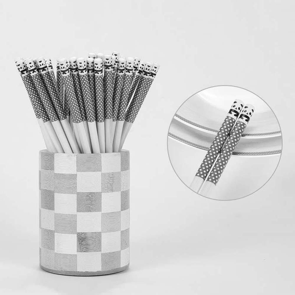 Đũa Tre Tự Nhiên Họa Tiết Chấm Bi Phong Cách Nhật Bản