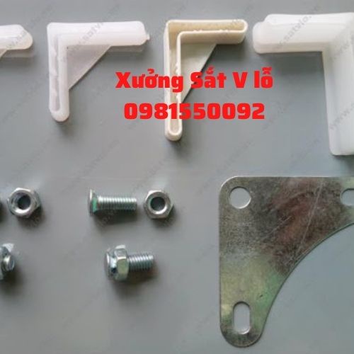 Kệ sắt v lỗ 3 tầng V4