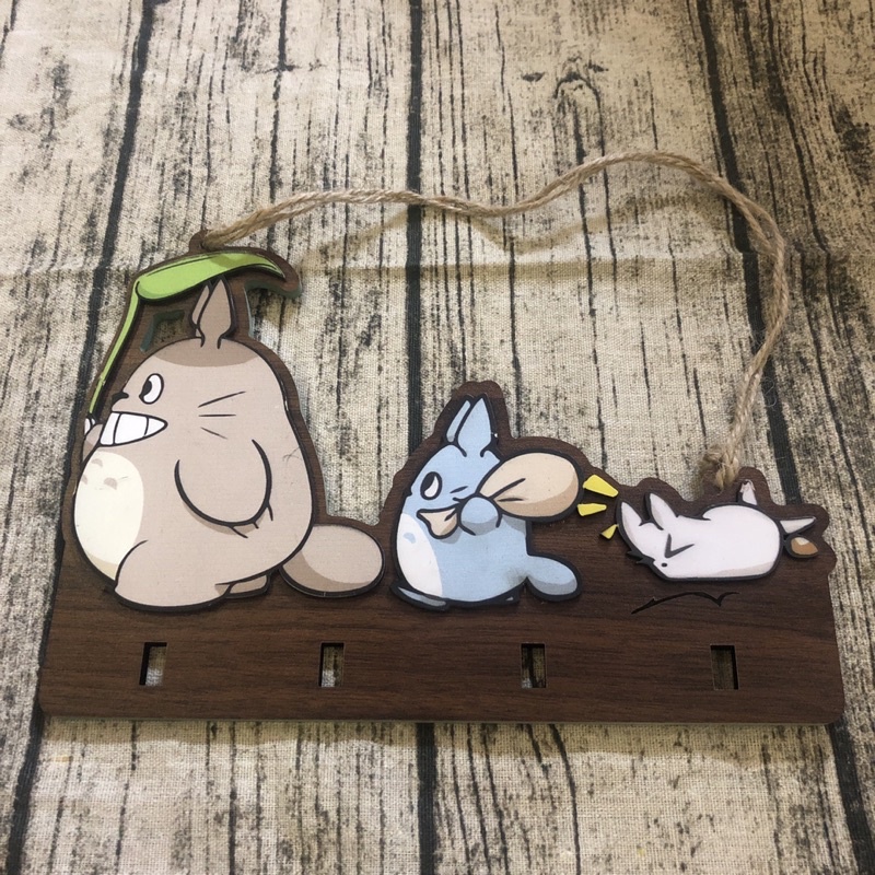 Bảng gỗ treo móc chìa khoá đàn chuột totoro treo cửa trang trí homestay nhà nghỉ phòng trọ