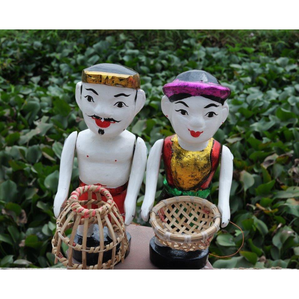 Rối nước dân gian tinh hoa Việt cô nông dân đi xúc cua xúc ốc, nơm cá hàng đẹp cao 30cm