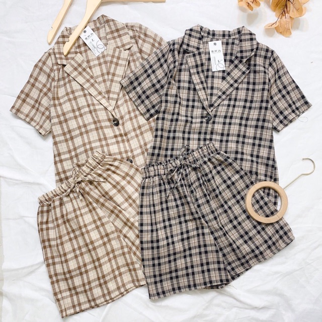 BỘ VEST KẺ HOT HIT