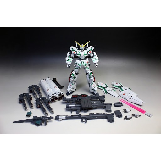 Mô hình lắp ráp HG UC Full Armor Unicorn Gundam  Bandai 4573102580054 + Decal huỳnh quang phát sáng