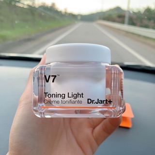 Kem V7 Toning Light (Ngọc Oanh)
