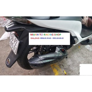 ỐP CHỤP ĐUÔI PÔ CARBON XE SH 2017 - 2019