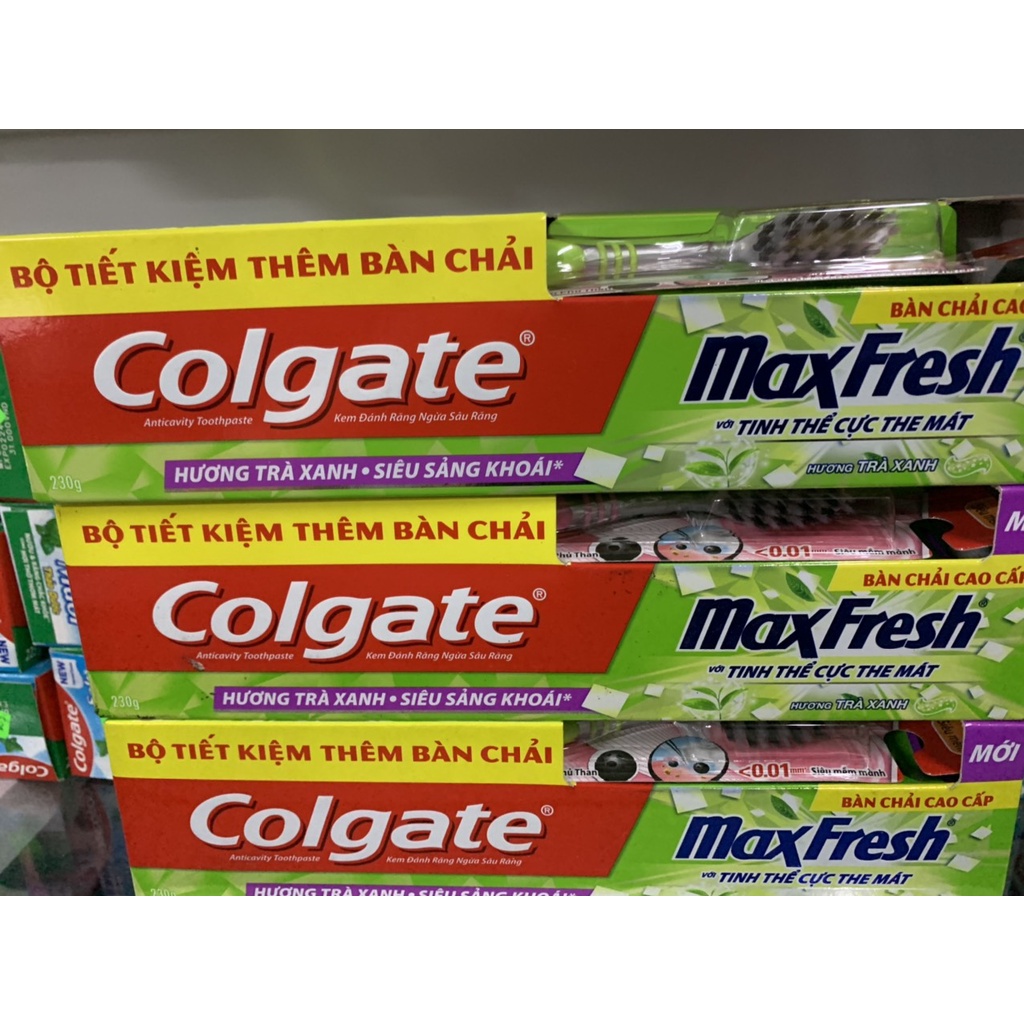 Kem đánh răng Colgate Maxfresh trà xanh 230g Tặng bàn chải lông tơ