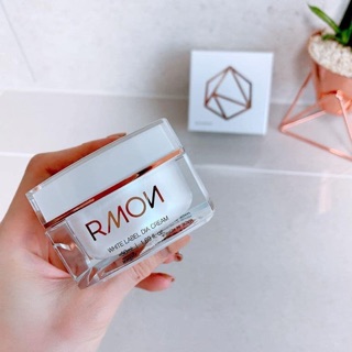 Kem Dưỡng Trắng Da tế Bào Gốc Rmon