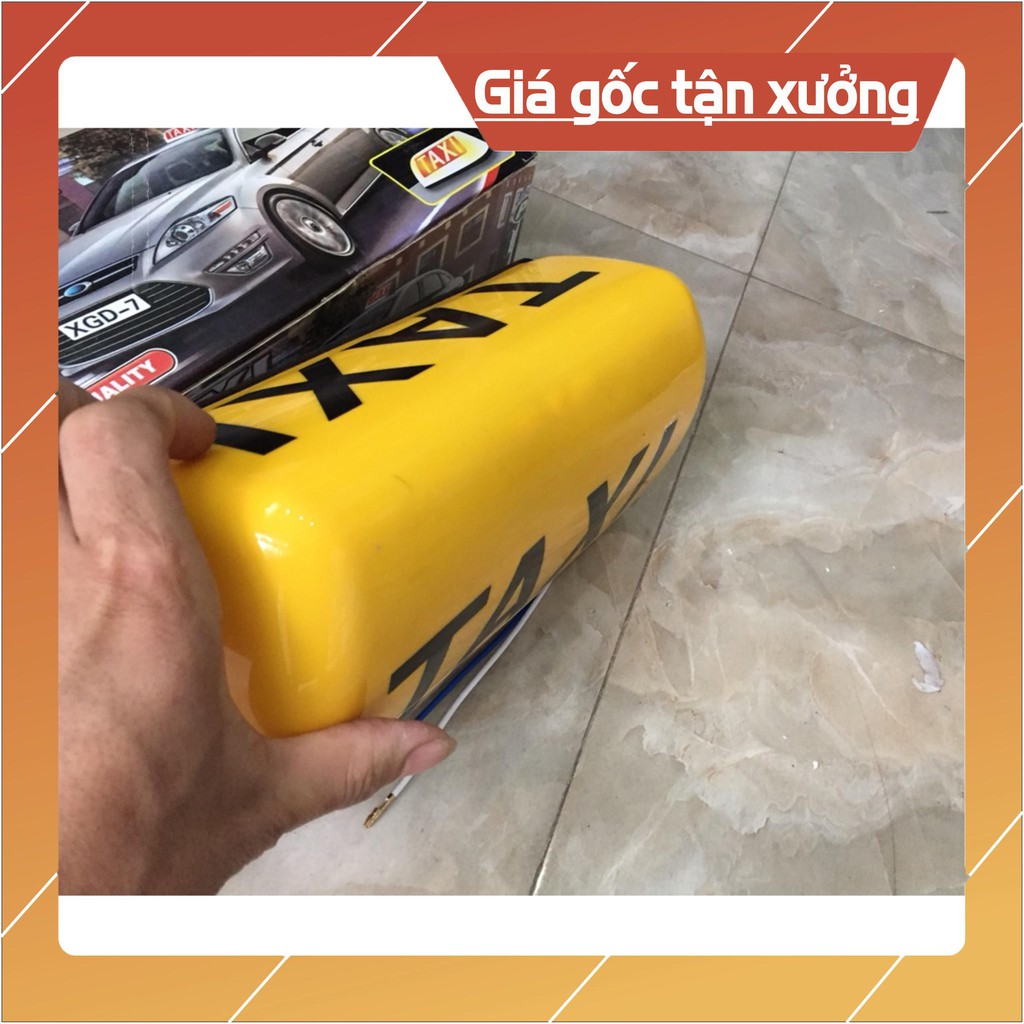 [Xả Kho] Mào gắn taxi KT: 25x12x8cm, loại mào taxi có nam châm và đèn led tiện lợi.