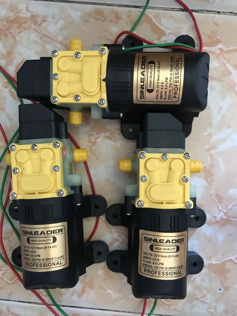 bơm tăng áp 12V Sinleader Lưu lượng 5L/phút ứng dụng làm bộ rửa xe phun sương tưới cây tưới lan...