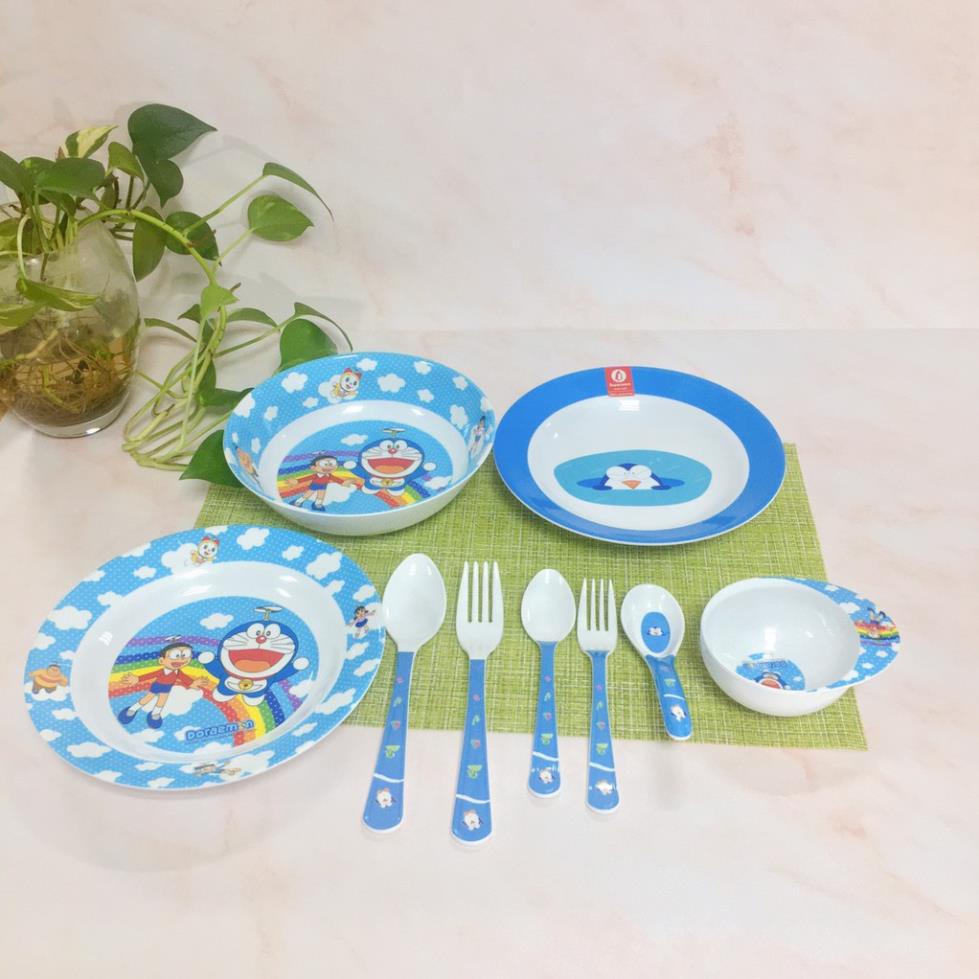 (HÀNG ĐẸP) Bộ Bát Đĩa Ăn Dặm Cho Bé Thái Lan - Peguin và Doraemon