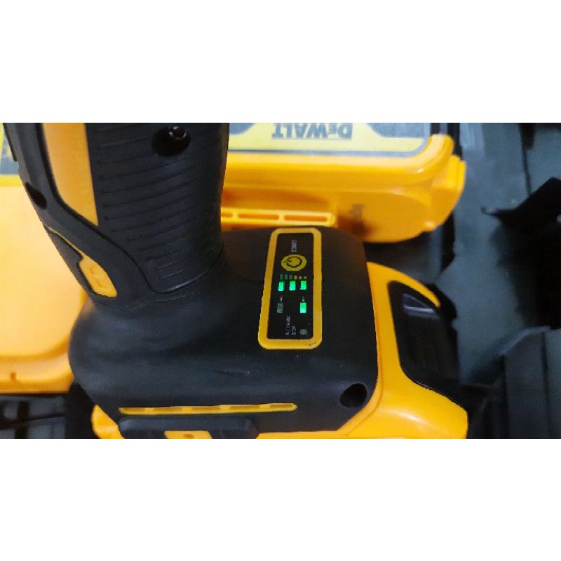 MÁY BẮN BULONG KIÊM BẮN VÍT DEWALT