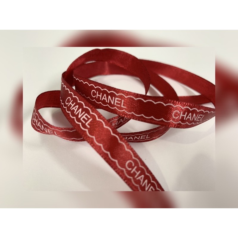 Ruy Băng Dây Đỏ Chữ Trắng CHANEL Ribbon