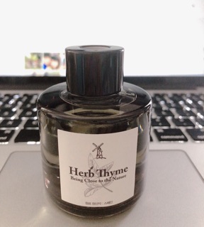 Tinh dầu thơm phòng Herb Thyme - Apple Sherbet