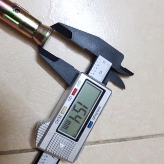 Vít nở sắt (tắc kê sắt) nhiều cỡ