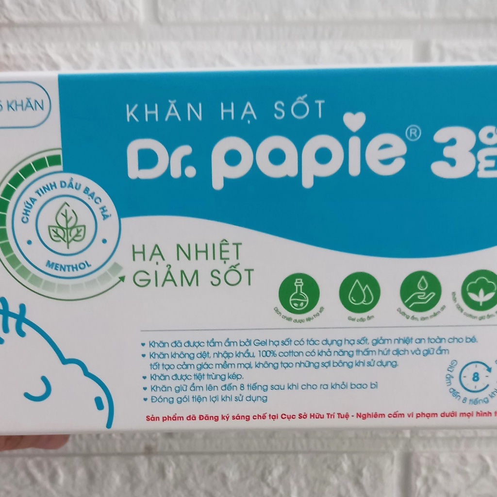 Khăn hạ sốt Dr.Papie. Khăn lau thảo dược giúp hạ nhiệt giảm đau do mọc răng an toàn cho trẻ sơ sinh