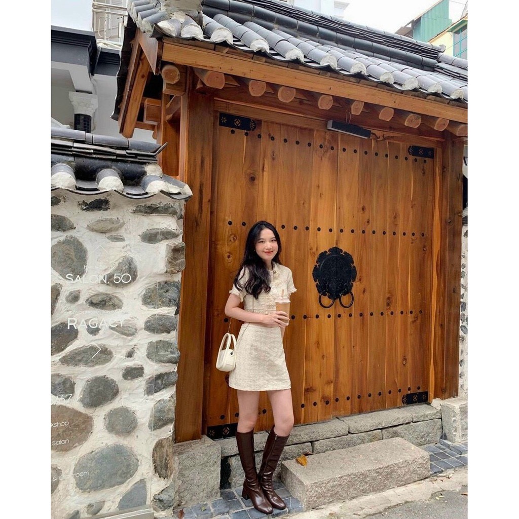 Set Áo Quần Ulzzang, Áo Nữ Kiểu Baby Doll Hoa Nổi Mix Quần Short Chất Vải Cao Cấp Dày Dặn Phong Cách Hiện Đại, Năng Động | BigBuy360 - bigbuy360.vn