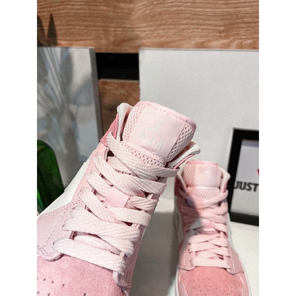 Giày thể thao- Jordan 1 Digital pink
