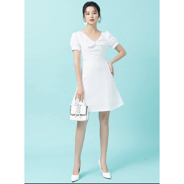 Xả váy trắng new nguyên tag (sz 50-55kg) Thanh lý giá rẻ