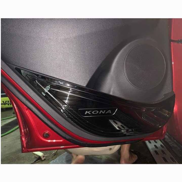 [Mã LIFEXANH03 giảm 10% đơn 500K] Ốp Tapli Cửa Xe Hyundai Kona 2018 đến 2021 Mẫu Titan
