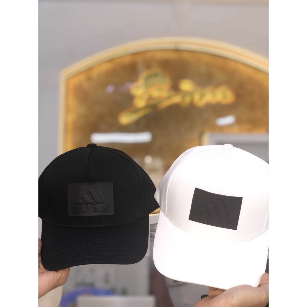 Mũ adidas trắng đen logo dập nổi, hàng vnxk
