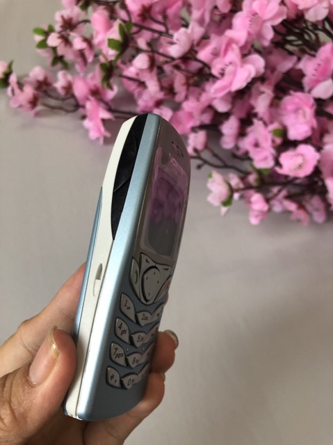Điện Thoại Nokia 6100 main zin chính hãng có pin và sạc Bảo hành 12 tháng