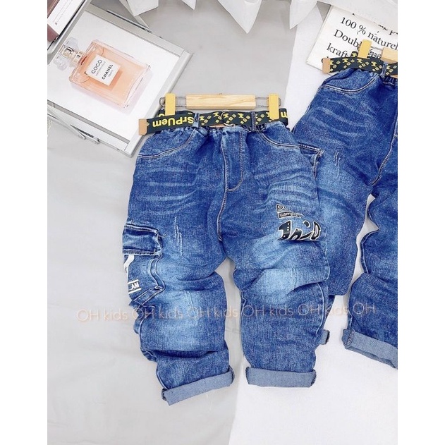 Quần jean in họa tiết chữ cái cho bé  Q013