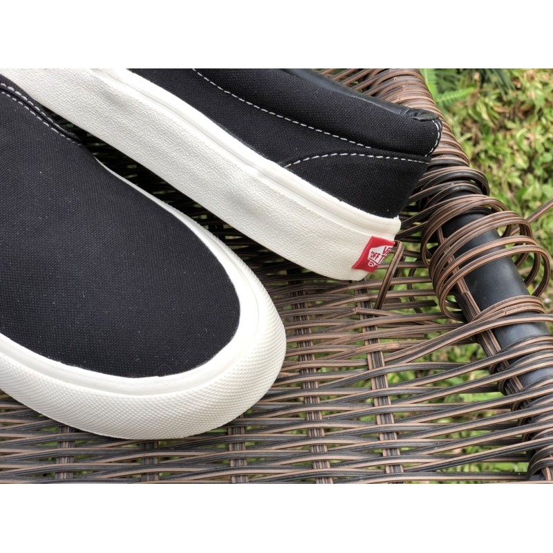 Giày Thể Thao Vans Slipon Og Màu Trắng / Đen