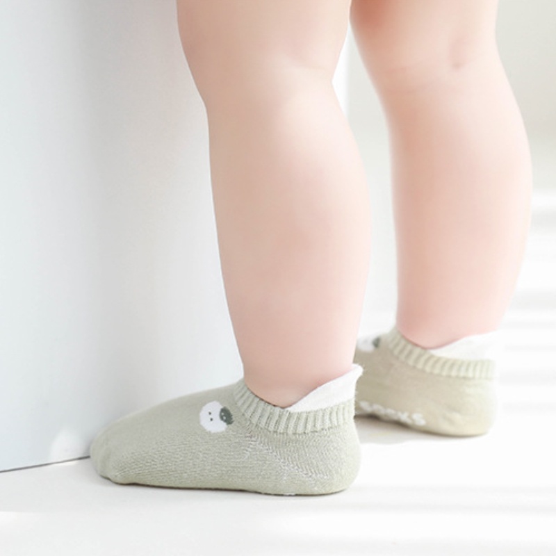 Set 3 đôi vớ KOKOROCARE YR-16 chống trượt thiết kế dễ thương cho bé 0-3 tuổi