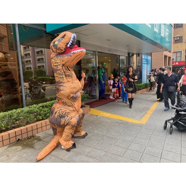 Trang phục hóa trang khủng long hoạt hình T-Rex bơm hơi dễ thương
