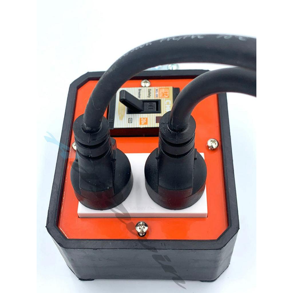 Ổ CẮM  CÔNG SUẤT CAO TR  MADE IN THAILAND  BỌC CAO SU NGUYÊN KHỐI,CB TỰ NGẮT,4500W,KHÔNG KÈM DÂY.