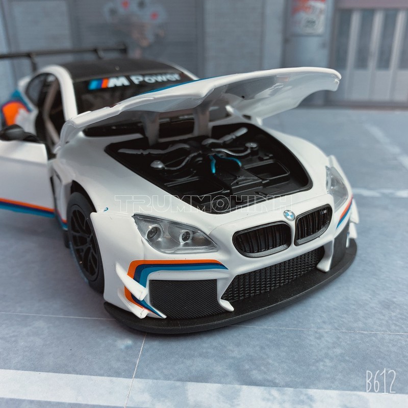 Mô hình xe BMW M6 GT3 1:24 Caipo