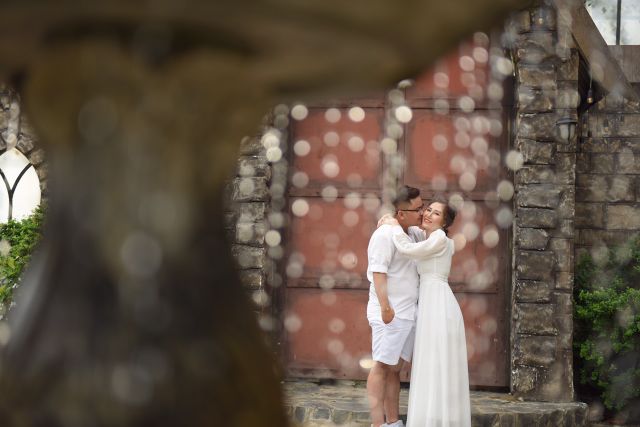 Đầm maxi trắng tay dài đính hạt | BigBuy360 - bigbuy360.vn