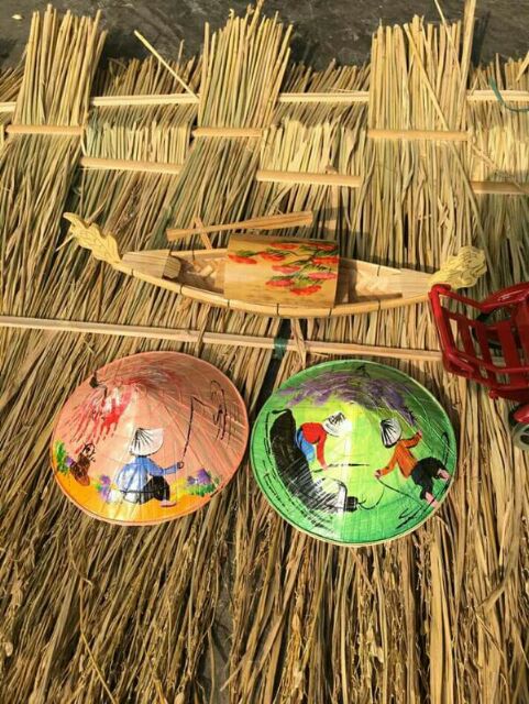 Nón lá vẽ mini trang trí