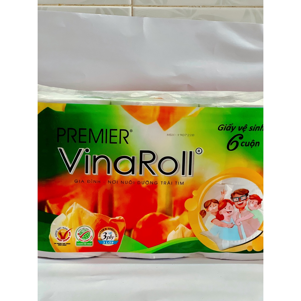 Giấy vệ sinh VinaRoll 6 cuộn 3 lớp cao cấp không lõi
