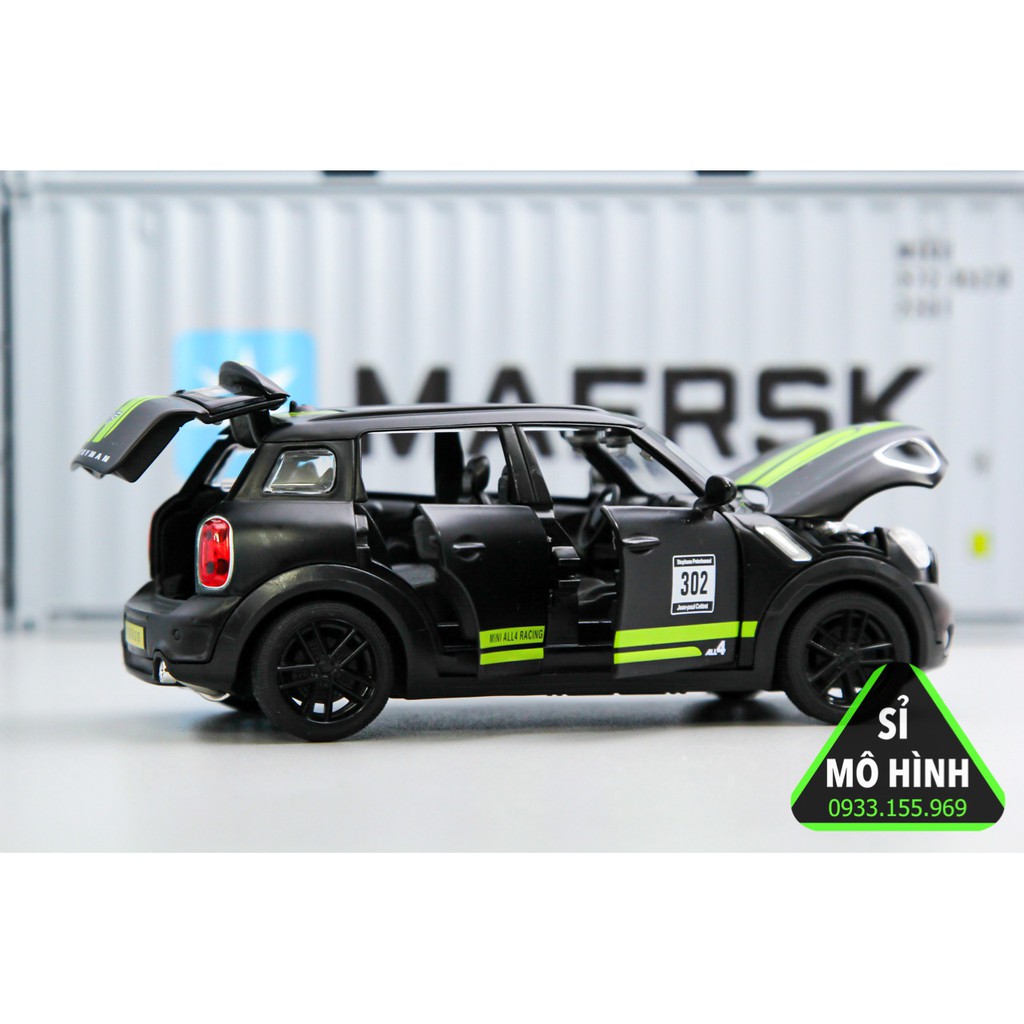 Mô hình xe Mini Cooper Countryman mở hết cửa 1:32