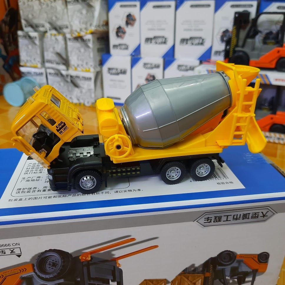 Xe trộn bê tông mini bằng hợp kim nhựa mô hình tỉ lệ 1:50 đồ chơi trẻ em có đèn và âm thanh