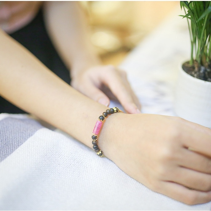 Lắc trầm hương mix charm Ruby Lu thống chiêu tài