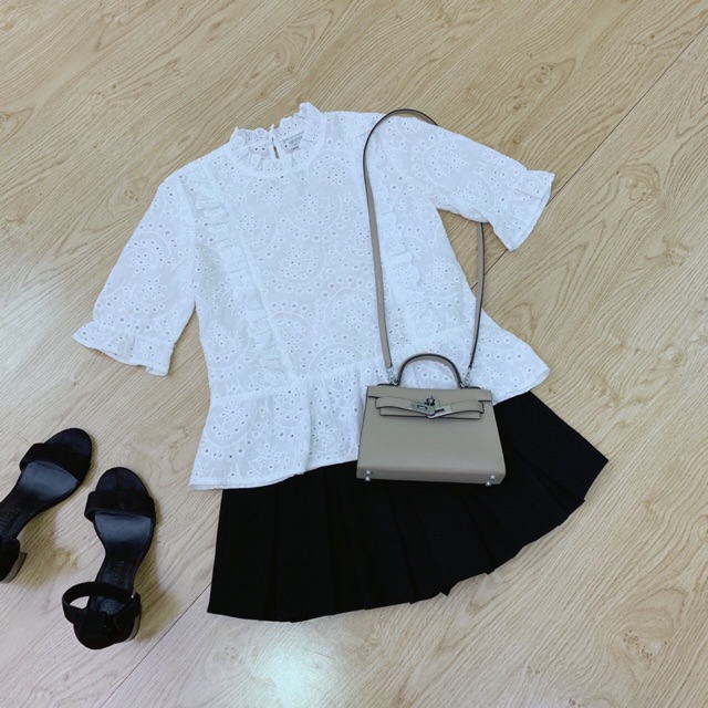 Bán sỉ áo trắng thô ren lỗ công sở