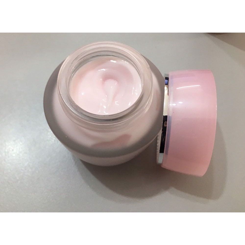 Kem Dưỡng Da Ngăn Ngừa Lão Hóa 3W Clinic Flower Effect Extra Moisturizing Cream 50g