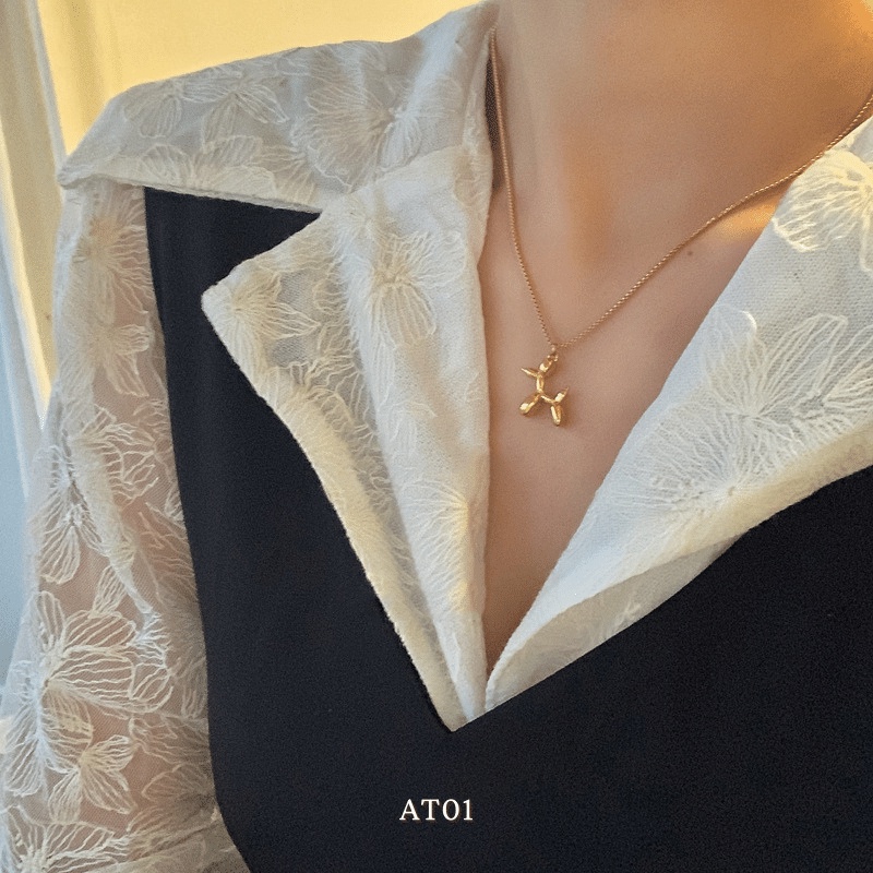 Dây chuyền titan không đen gỉ hình hươu đơn giản nữ tính thời trang AT01