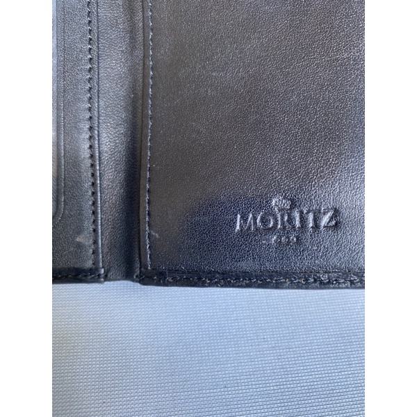 Túi ví chuẩn si. Túi ví qua sử dụng. Khách vui lòng xem hình nếu muốn biết thêm thông tin sản phẩm mời khách vô chat nhé