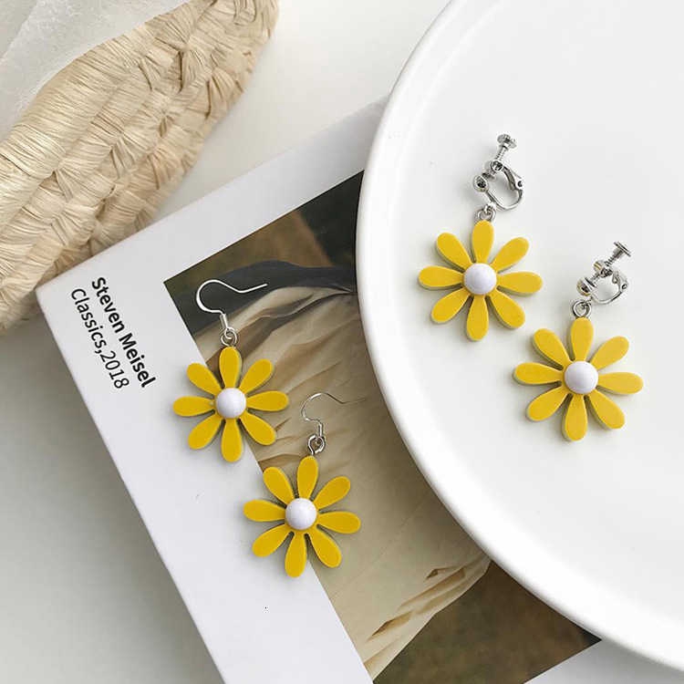 Dây chuyền/ Khuyên tai kiểu hoa cúc phong cách Hàn Quốc thời trang dành cho nữ 13141