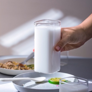 Ly thuỷ tinh trong suốt vuông có vòi 350ml