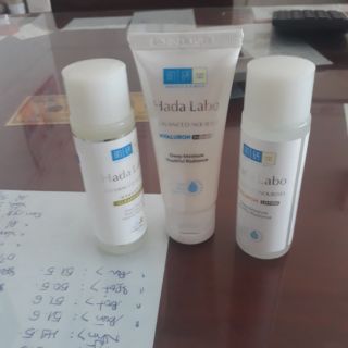 Combo hang dung thu hada gom:srm duong am 25g+ dd duong am 40ml+dau tay trang 40ml