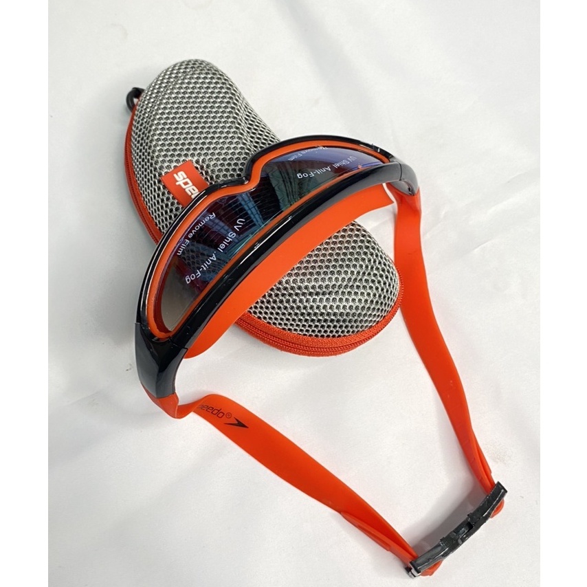 Kính Bơi Kiểu Dáng Thời Trang Nam Nữ Kèm Hộp Đựng Chắc Chắn