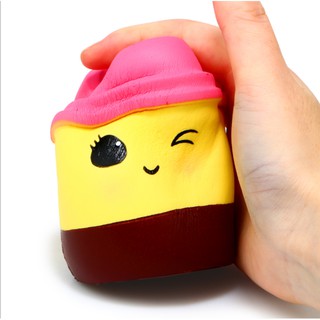 Squishy Ly Trà Sữa