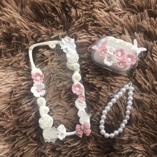 Ốp bảo vệ điện thoại airpods hoa anh đào handmade theo yêu cầu